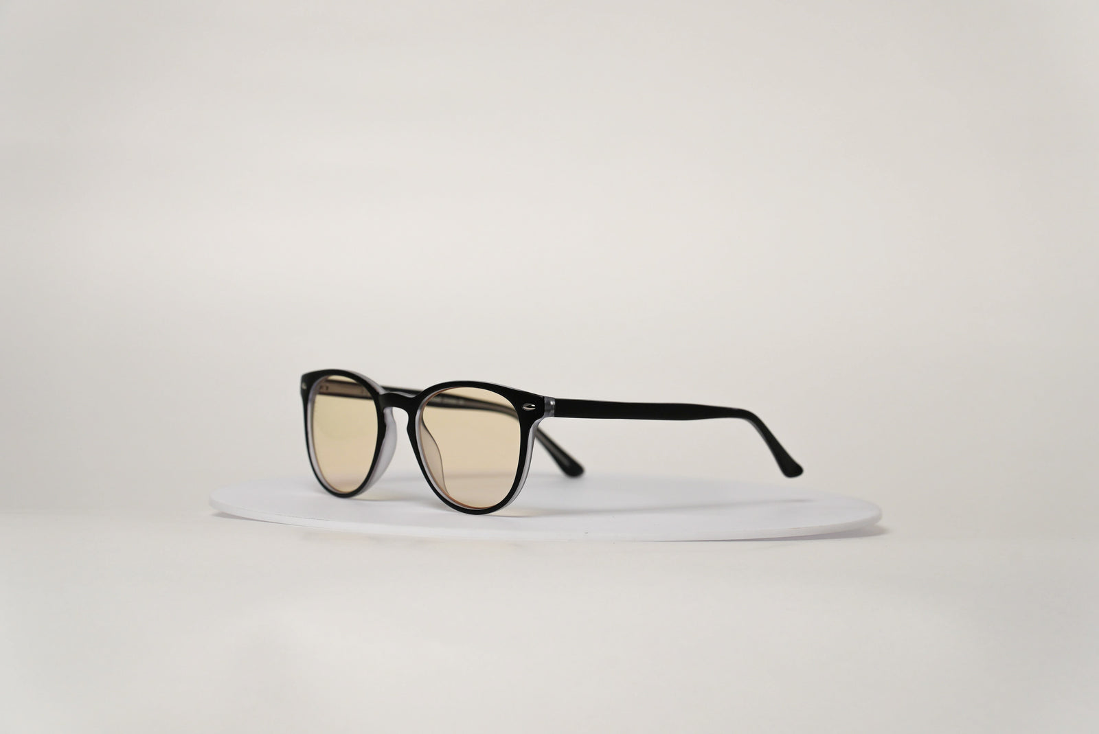 Joyce (Matte Black)