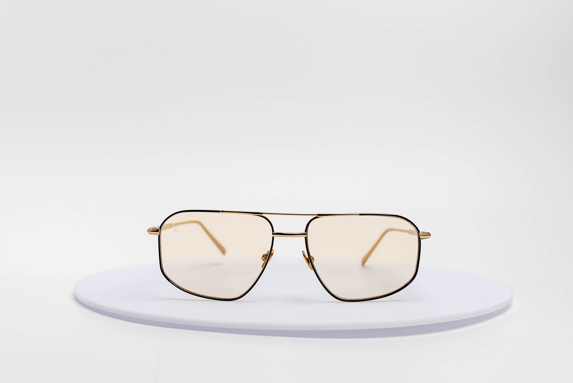 Sam Parker (Black/Gold)