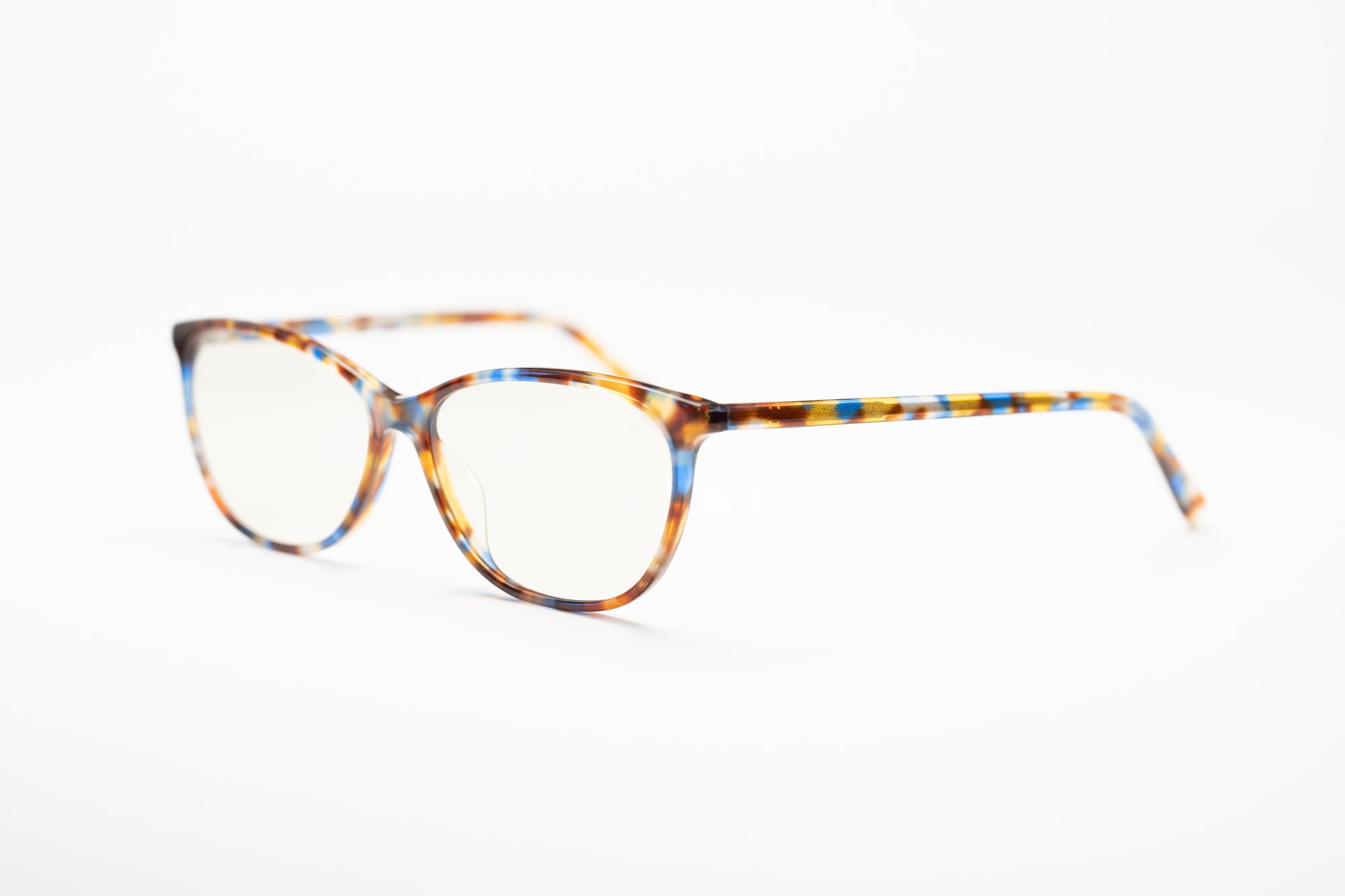 Tracie (Blue)