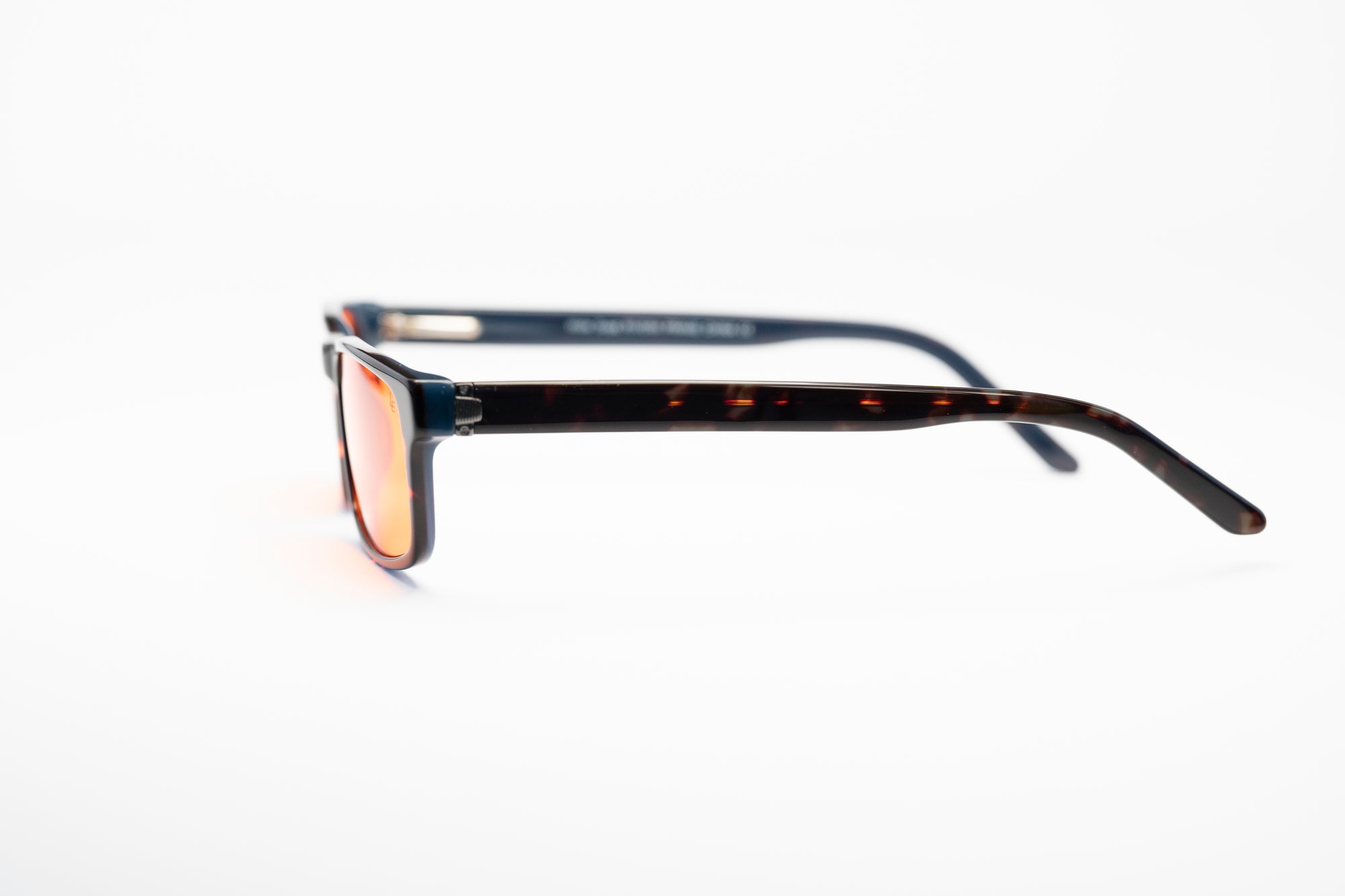 Maux (Tortoise Blue)